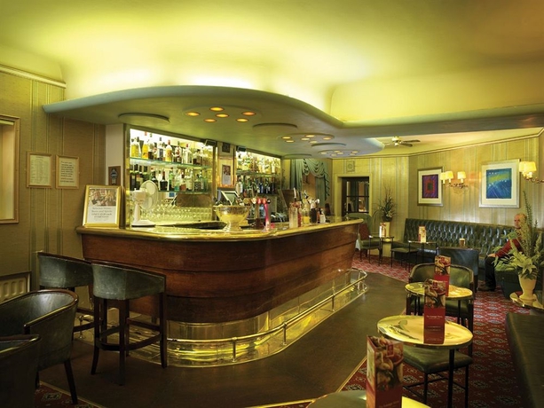 Imagen del bar/restaurante del Hotel The Royal, Scarborough. Foto 1