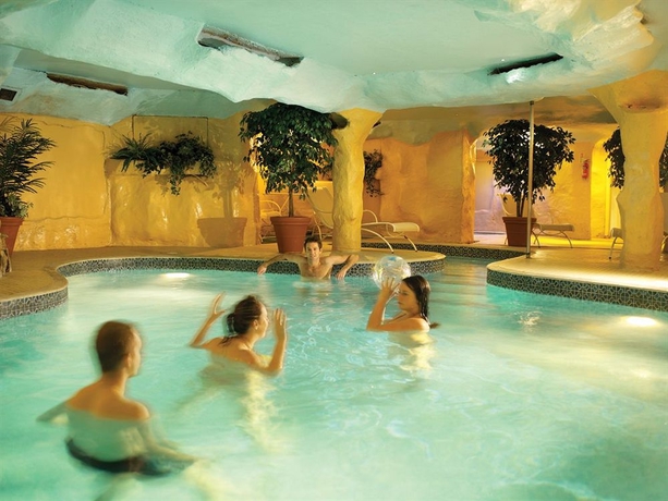 Imagen de la piscina del Hotel The Royal, Scarborough. Foto 7