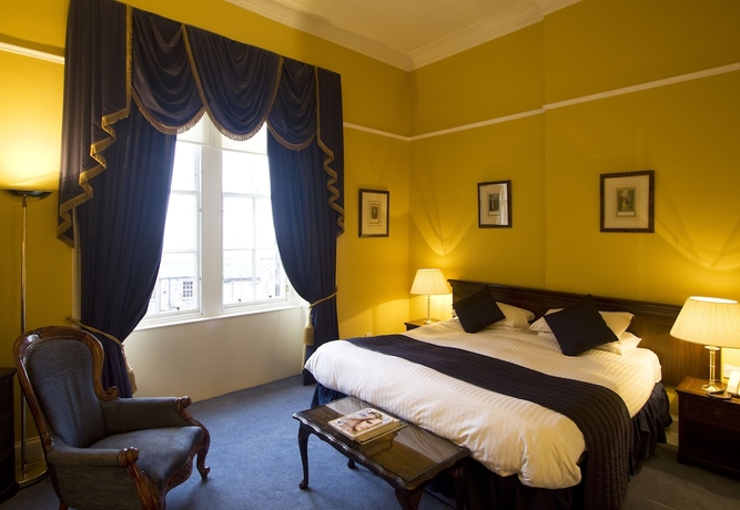 Imagen de la habitación del Hotel The Royal Scots Club Edinburgh. Foto 7