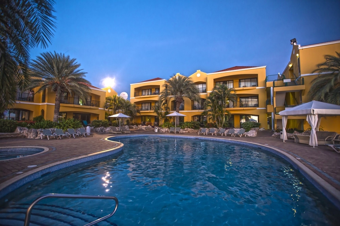 Imagen de los exteriores del Hotel The Royal Sea Aquarium Resort. Foto 12