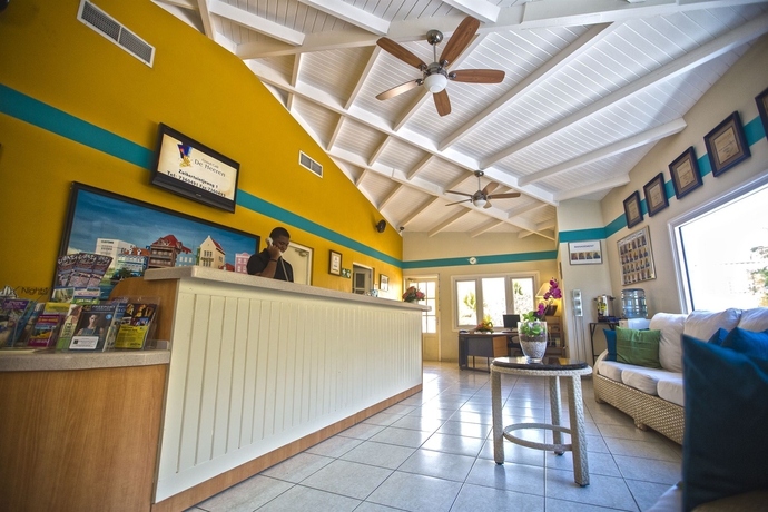 Imagen de los interiores del Hotel The Royal Sea Aquarium Resort. Foto 16