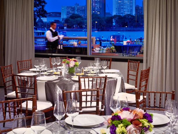 Imagen de los interiores del Hotel The Royal Sonesta Boston. Foto 13