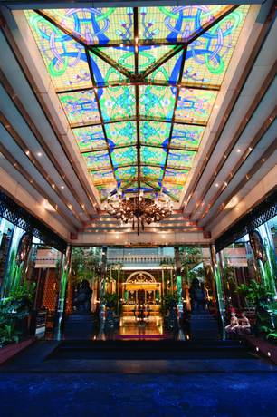 Imagen de los interiores del Hotel The Royal Surakarta Heritage - Handwritten Collection. Foto 20