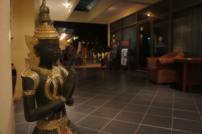 Imagen de los interiores del Hotel The Royal Tropical Beach At Vip Chain Resort. Foto 13