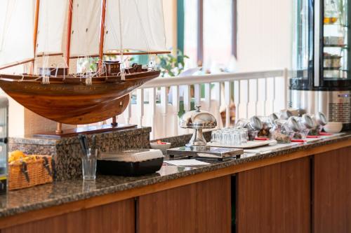 Imagen general del Hotel The Royal, Ullapool. Foto 7