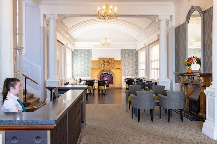 Imagen del bar/restaurante del Hotel The Royal, Weymouth. Foto 3