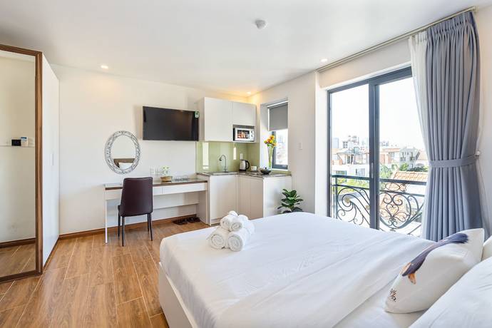 Imagen de la habitación del Hotel The Royal and Apartment. Foto 17