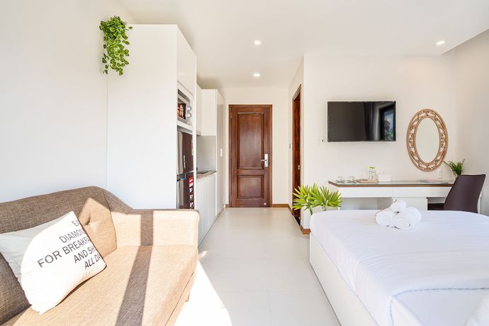 Imagen de la habitación del Hotel The Royal and Apartment. Foto 18