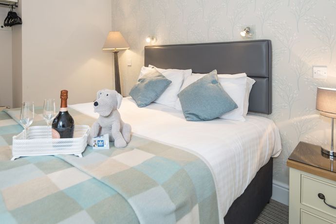 Imagen de la habitación del Hotel The Royal and Bar. Foto 3