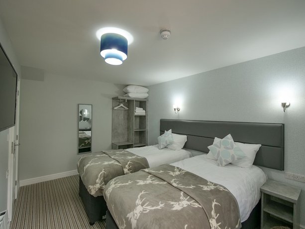 Imagen de la habitación del Hotel The Royal and Bar. Foto 12