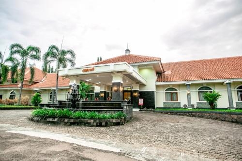 Imagen de la habitación del Hotel The Royale Krakatau. Foto 10