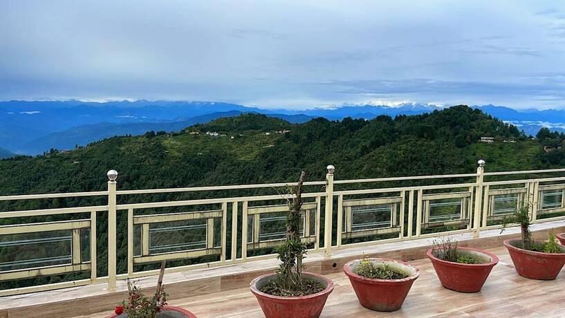 Imagen general del Hotel The Royals Apricot Garden. Foto 3