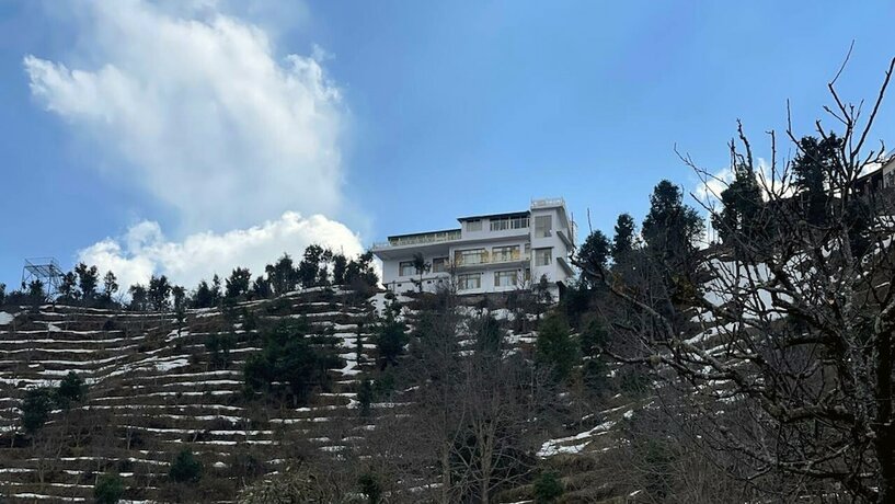 Imagen general del Hotel The Royals Apricot Garden. Foto 6