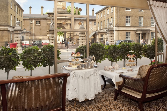 Imagen del bar/restaurante del Hotel The Rubens At The Palace. Foto 1