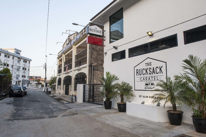 Imagen de los exteriores del Hotel The Rucksack Caratel. Foto 14