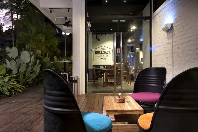 Imagen de los exteriores del Hotel The Rucksack Caratel. Foto 15