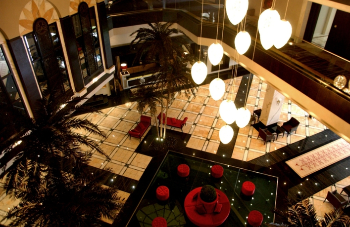 Imagen de los interiores del Hotel The Russelior and Spa. Foto 14