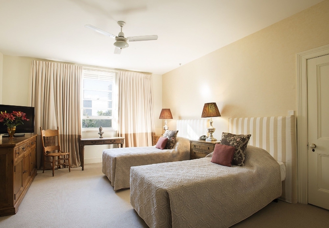 Imagen de la habitación del Hotel The Russell. Foto 12