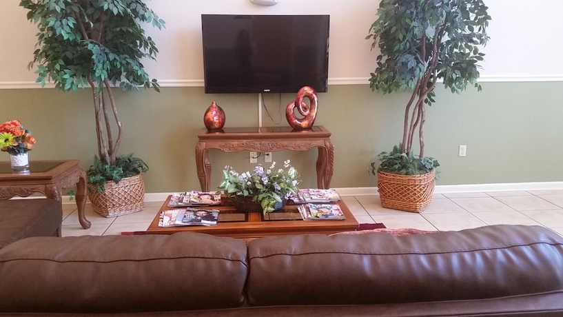 Imagen de los interiores del Hotel The Rutledge Inn. Foto 15