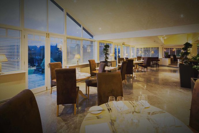 Imagen del bar/restaurante del Hotel The Ryebeck Country House And Restaurant. Foto 3