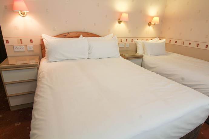 Imagen de la habitación del Hotel The Ryndle Court. Foto 9