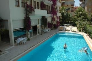 Imagen de la piscina del Hotel The S Apt and Suites. Foto 7