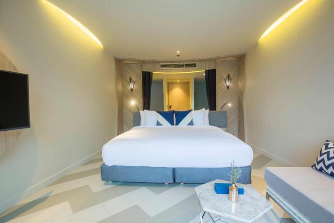 Imagen de la habitación del Hotel The SIS Kata Resort - Adult Only. Foto 6