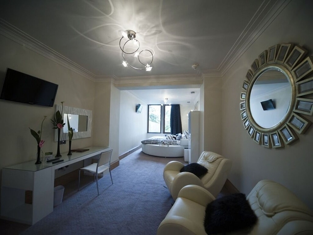 Imagen de la habitación del Hotel The Saddleworth. Foto 8