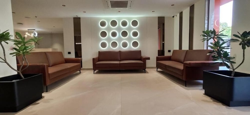 Imagen de los interiores del Hotel The Saffron, Bhubaneshwar. Foto 10