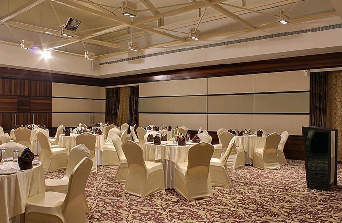 Imagen del bar/restaurante del Hotel The Sahil. Foto 6