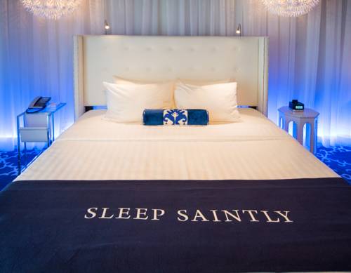 Imagen de la habitación del Hotel The Saint Hotel Key West Autograph Collection by Marriott. Foto 4