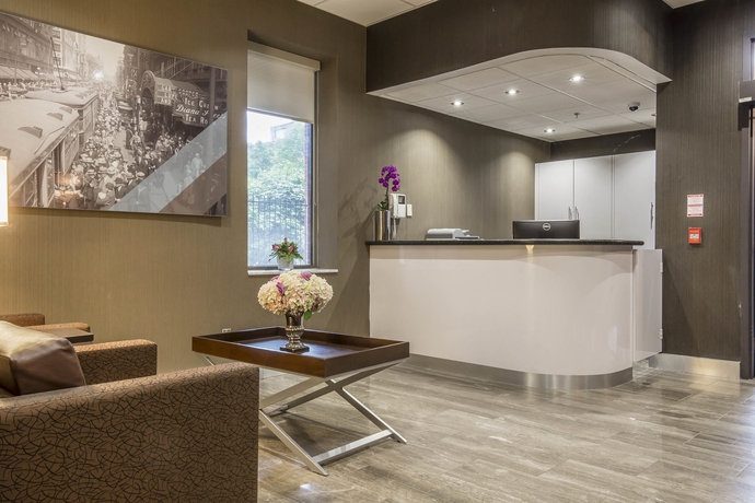 Imagen de los interiores del Hotel The Saint James , Ascend Collection. Foto 8