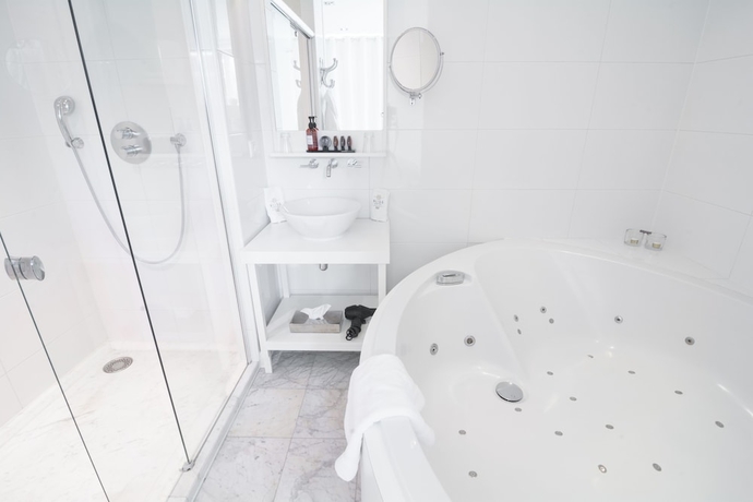 Imagen de la habitación del Hotel The Saints Bliss. Foto 18