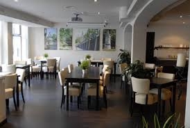 Imagen del bar/restaurante del Hotel The Saints Sutor Hotel. Foto 1