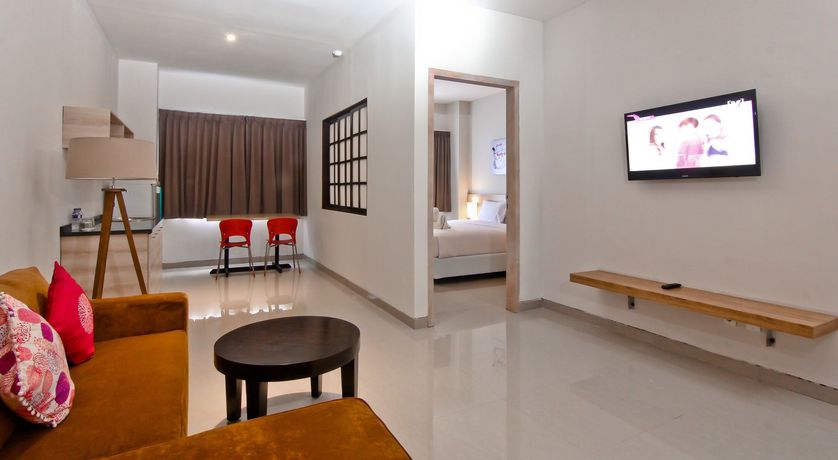 Imagen de la piscina del Hotel The Salak. Foto 15
