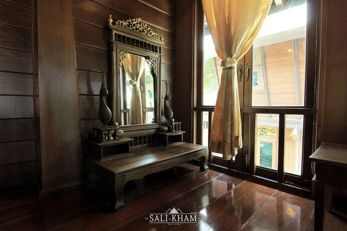 Imagen de la habitación del Hotel The Sali-Kham Traditional Lanna Home. Foto 17