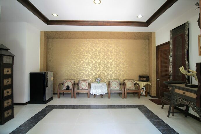 Imagen de los interiores del Hotel The Sali-Kham Traditional Lanna Home. Foto 18