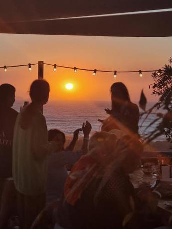 Imagen general del Hotel The Salty Pelican Yoga & Surf Retreat, Ferrel. Foto 4