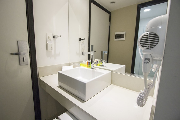 Imagen de la habitación del Hotel The, Salvador. Foto 17