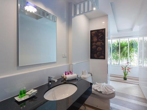 Imagen general del Hotel The Samui Beach Resort. Foto 5