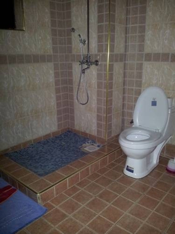 Imagen de la habitación del Hotel The Sanctum. Foto 3