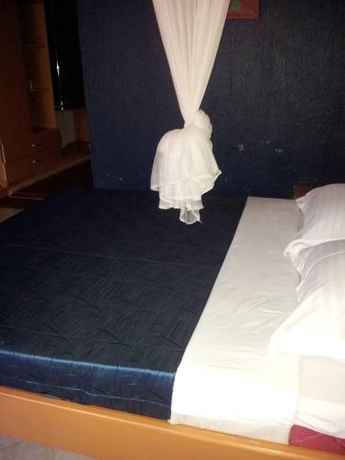 Imagen de la habitación del Hotel The Sanctum. Foto 8