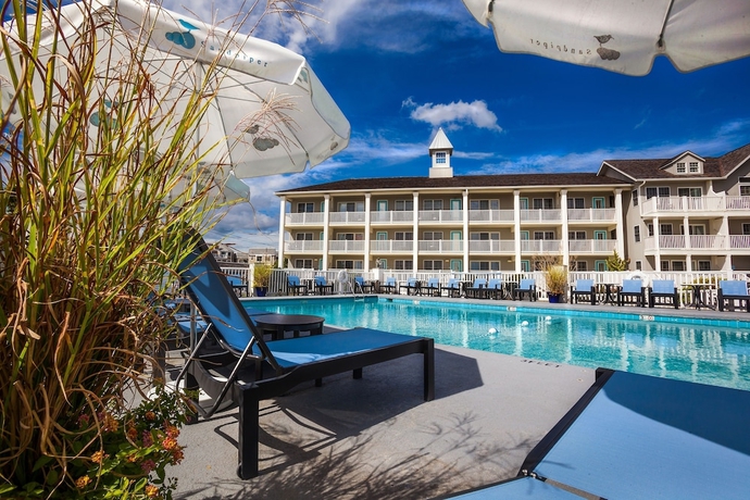 Imagen general del Hotel The Sandpiper Beach Club. Foto 1