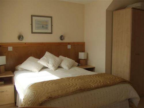 Imagen de la habitación del Hotel The Sands. Foto 5