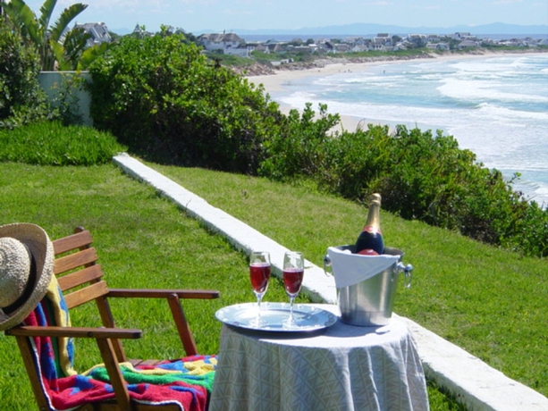 Imagen de los exteriores del Hotel The Sands @ St Francis. Foto 13