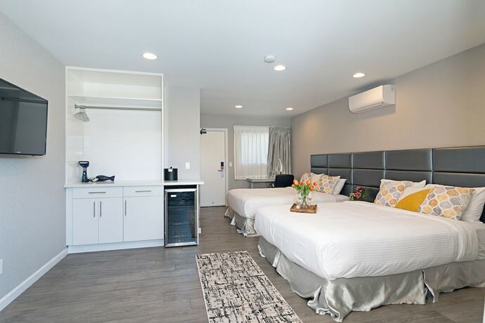 Imagen de la habitación del Hotel The Sands of La Jolla. Foto 13
