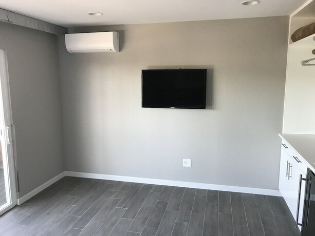 Imagen de la habitación del Hotel The Sands of La Jolla. Foto 16