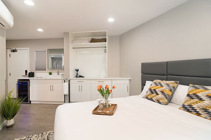Imagen de la habitación del Hotel The Sands of La Jolla. Foto 17