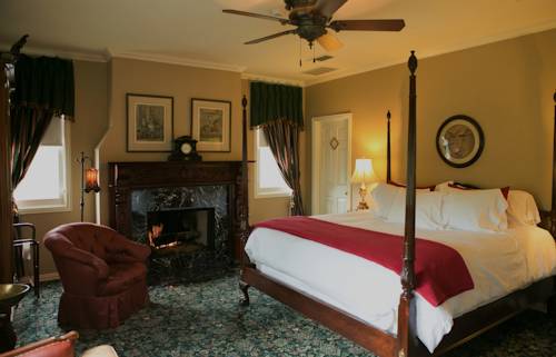 Imagen de la habitación del Hotel The Sanford House Inn and Spa. Foto 10