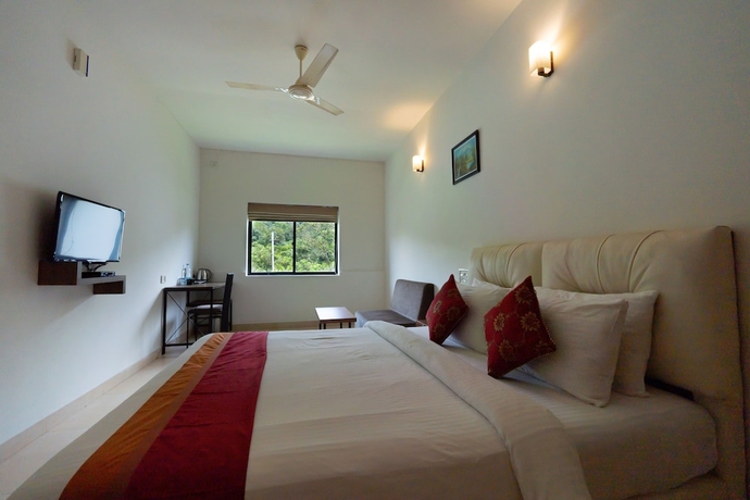 Imagen de la habitación del Hotel The Sanihara. Foto 8